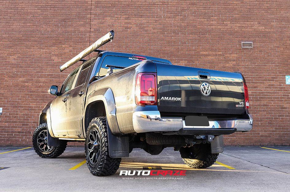 VOLKSWAGEN AMAROK REPLAY GLOSS BLACK MACHINED DARK TINT